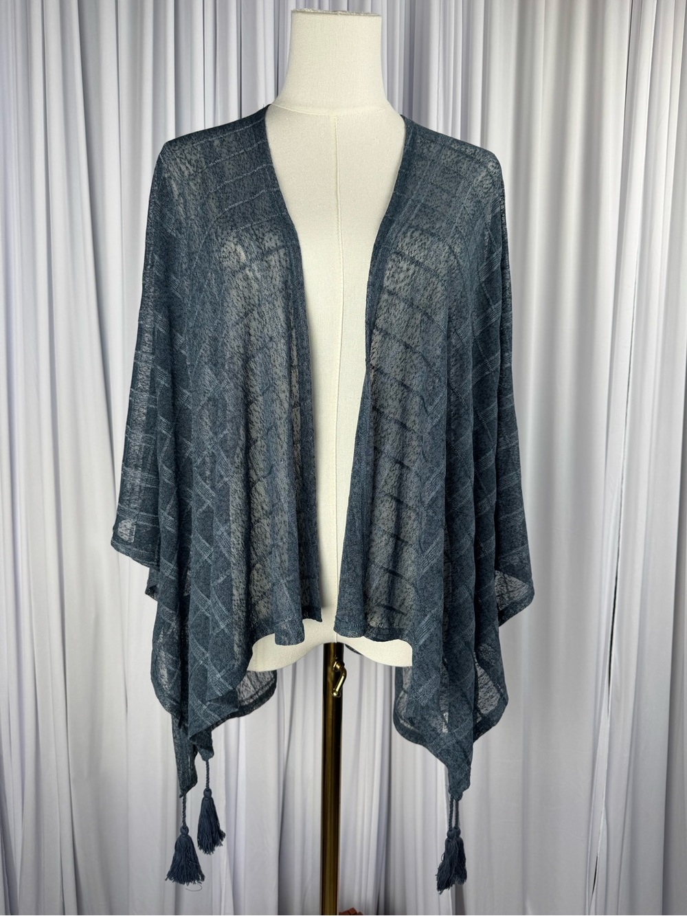Lightweight Boho Charcoal Gray Open Front Shawl with Tassels Women's Size Small